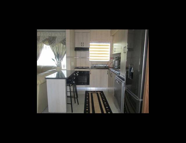 2 BEDROOM TOWNHOUSE FOR SALE IN ALBERTON NORTH